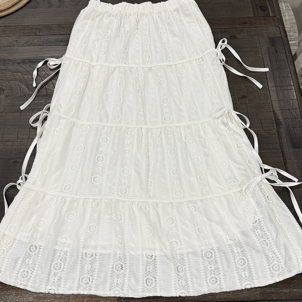 ❗️SOLD❗️Main Strip White Lace Lined Midi Skirt Elastic Waist Country Rodeo - Picture 9 of 15